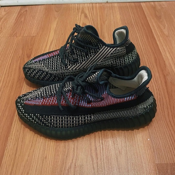 COPY - YEEZY BOOST 350 V2 'YECHEIL NON-REFLECTIVE' - Picture 4 of 5
